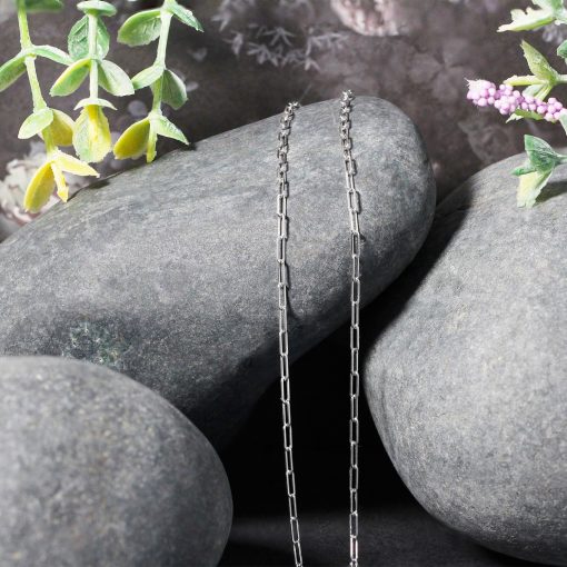 14K White Gold Fine Paperclip Chain (1.50 mm) - Image 4